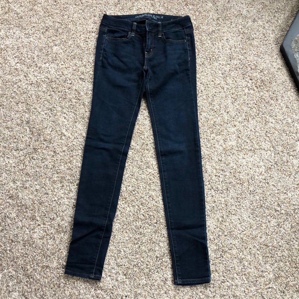 very dark wash skinny jeans